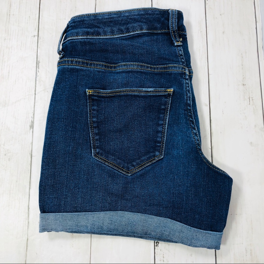 Universal Thread Rolled Cuff Jean Shorts Sz 2/26R - Picture 4 of 8